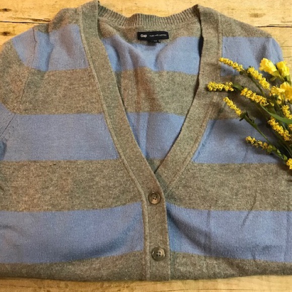 Gap cardigan - Picture 2 of 5